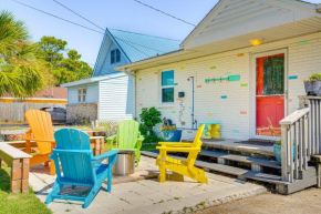 Panama City Home with Fire Pit - Walk to Beaches!